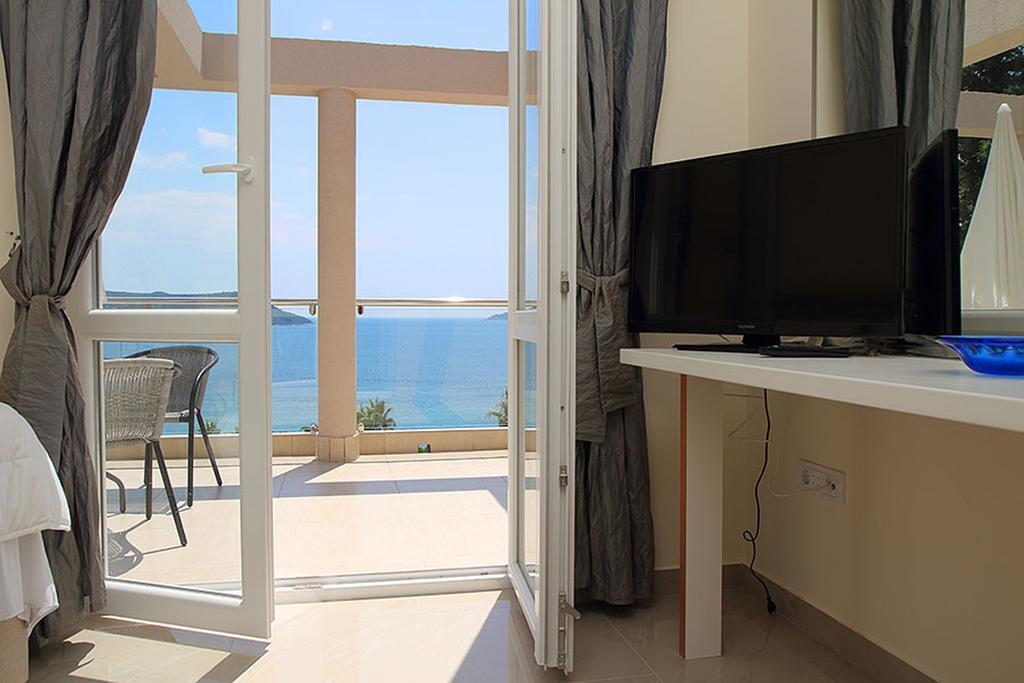 Swiss Residence Montenegro แฮร์เซ็ก-โนวี ภายนอก รูปภาพ